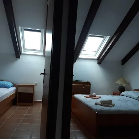 Mistral Apartment *