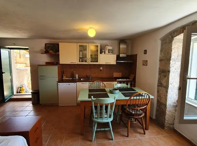 Mistral Appartement Kaprije